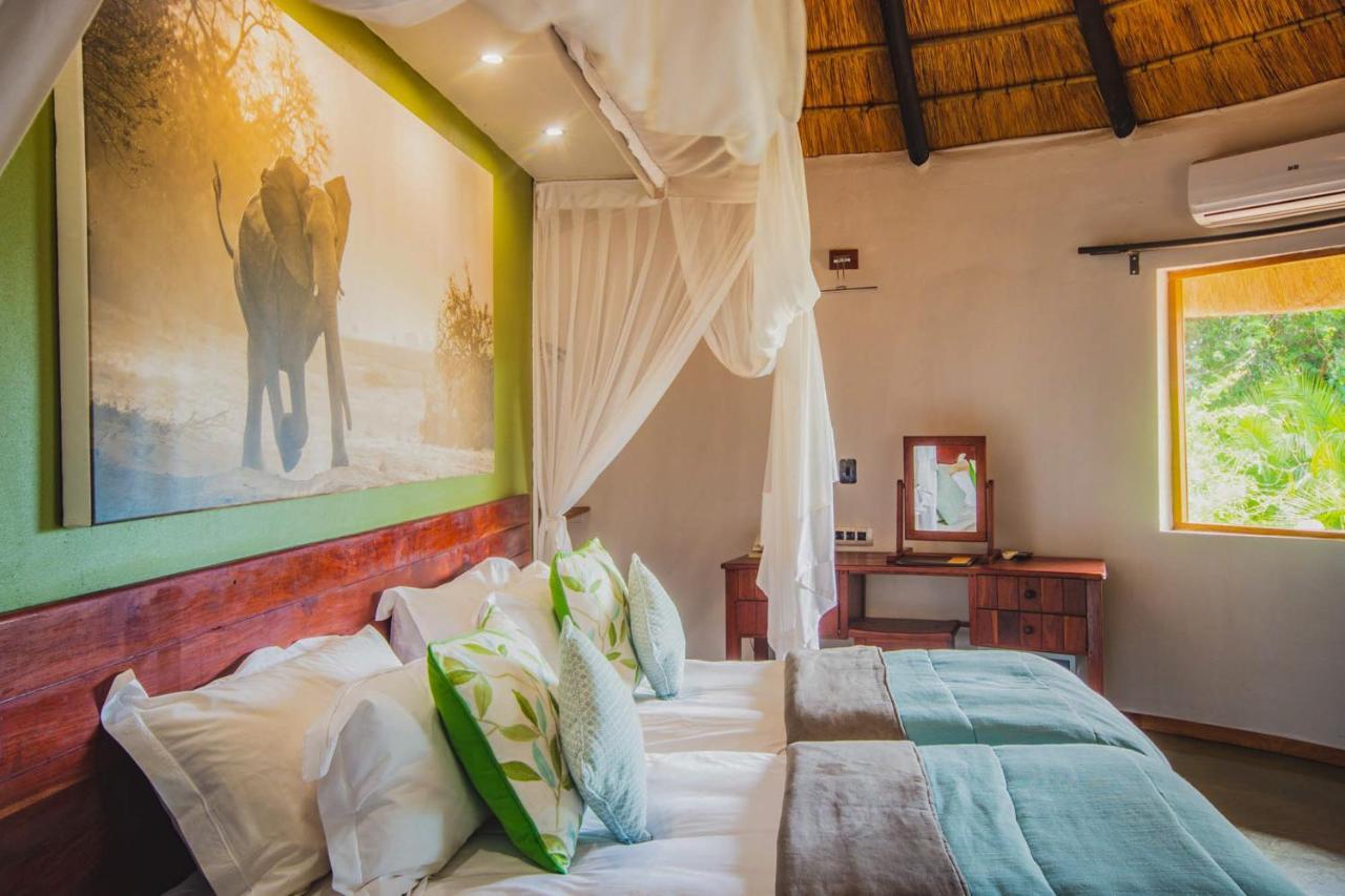 Chobe Safari Lodges Kasane Extérieur photo
